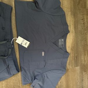 Men’s Scrubs- Figs